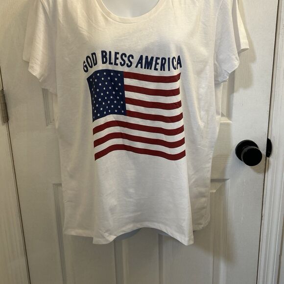 Ladies 2XL God Bless America T-Shirt White USA Flag Graphic Tee 100% Cotton - Picture 5 of 16